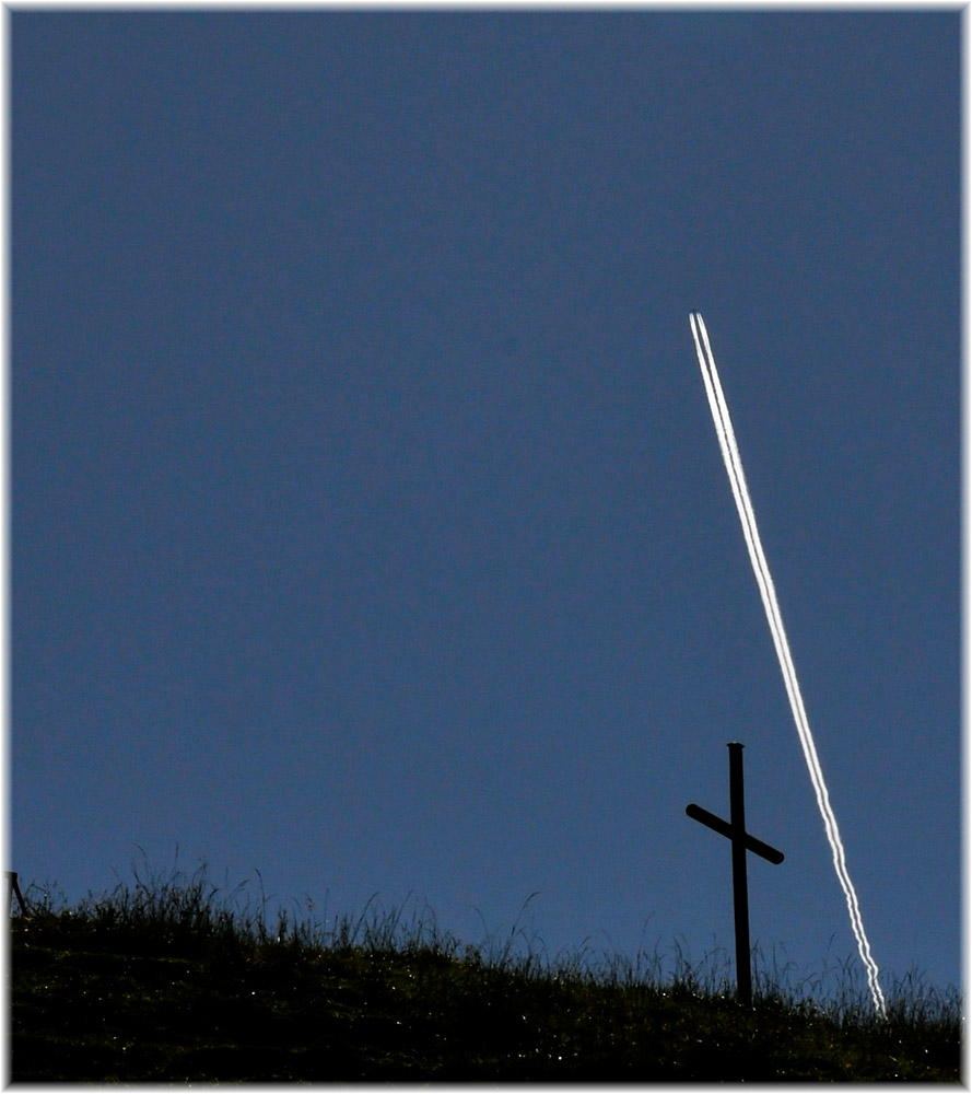 Himmel und Glauben
Freiheit über den Wolken
Schlüsselwörter: Oberiberg