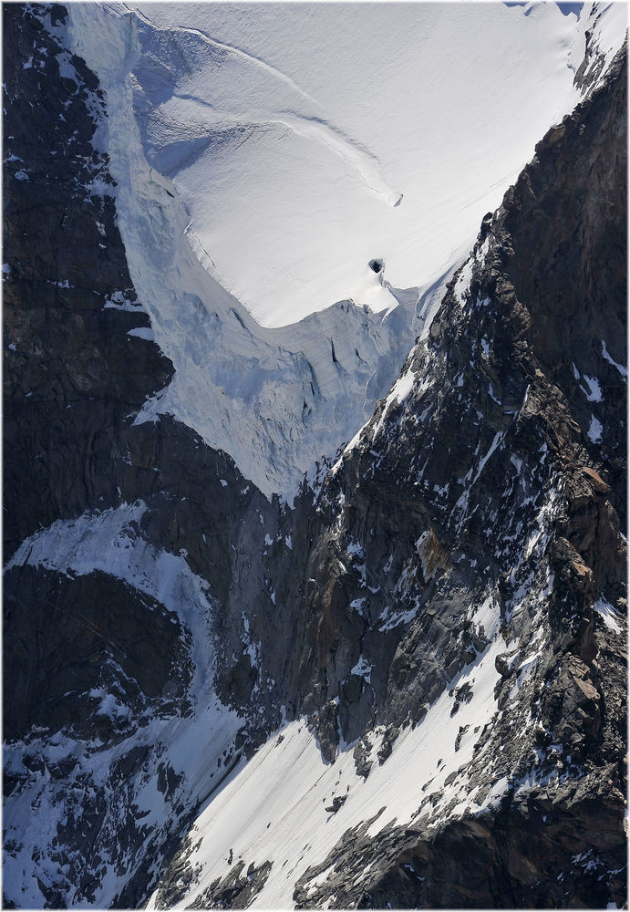 Gletscherabbruch in den Alpen
