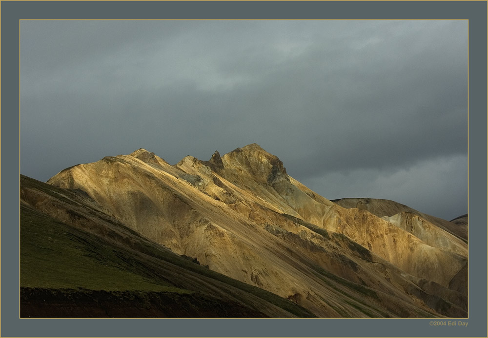 Landmannalaugar
Islands Hochland von seiner schönsten Seite. 
Schlüsselwörter: Island, Landmannalaugar