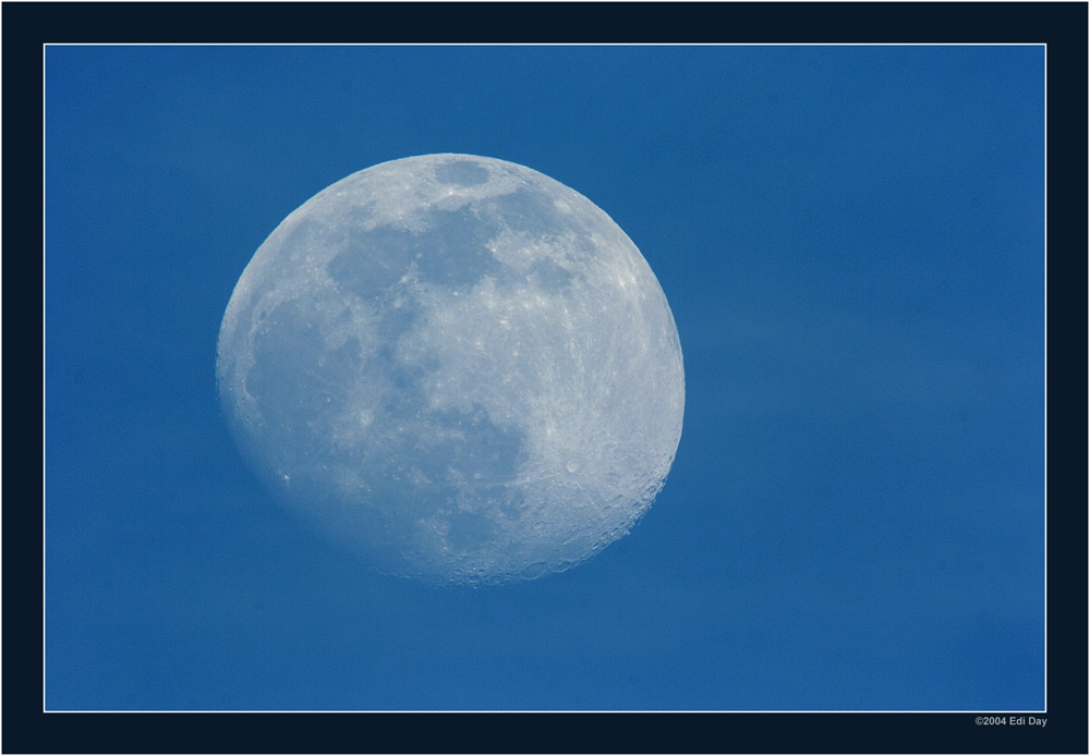 Tagmond
auch am Tag ganz schön eindrücklich
Schlüsselwörter: Mond
