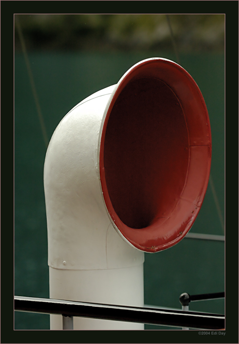 Dampfschiff Uri
auf dem Urnersee, Baujahr 1901, Länge 61 Meter.
Schlüsselwörter: DS Uri, Dampfschiff, Urnersee