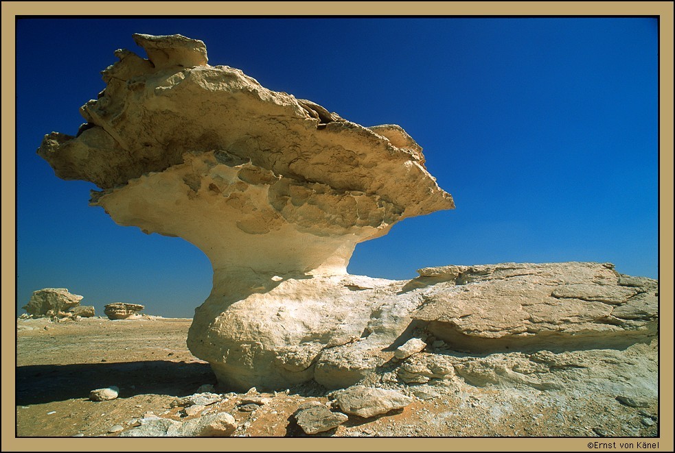 weisse Wüste
Nikon F5 15mm Weitwinkel
Schlüsselwörter: Vom Wind gezeichnet