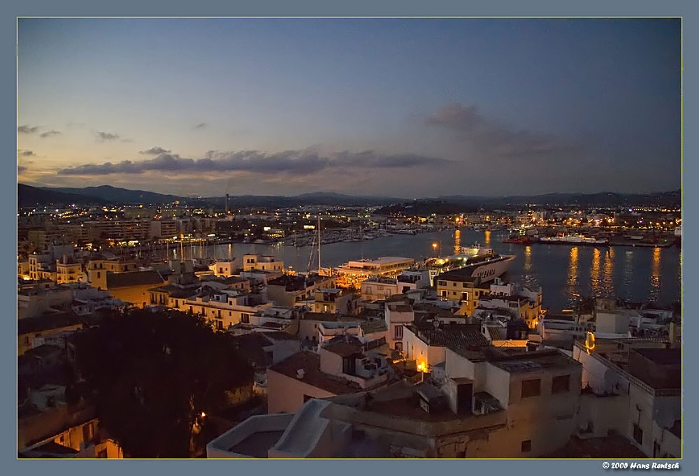 Abendstimmung in Ibiza
Für kurze 5 Std. im Hafen von Ibiza bei schöner Abendstimmung
Schlüsselwörter: Ibiza