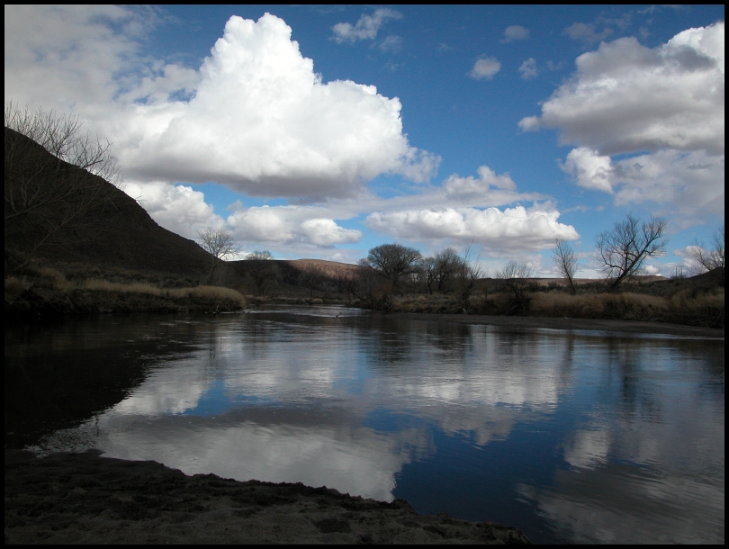 carson river
carson river north east of carson city nevada usa
Schlüsselwörter: clouds, carson river, carson city, nevada, usa, wolken, fluss, spiegelung