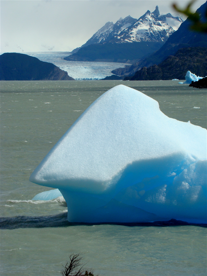 Eis - faszinierende Formationen - Lago Grey Chile
Schlüsselwörter: Eis, Gletscher