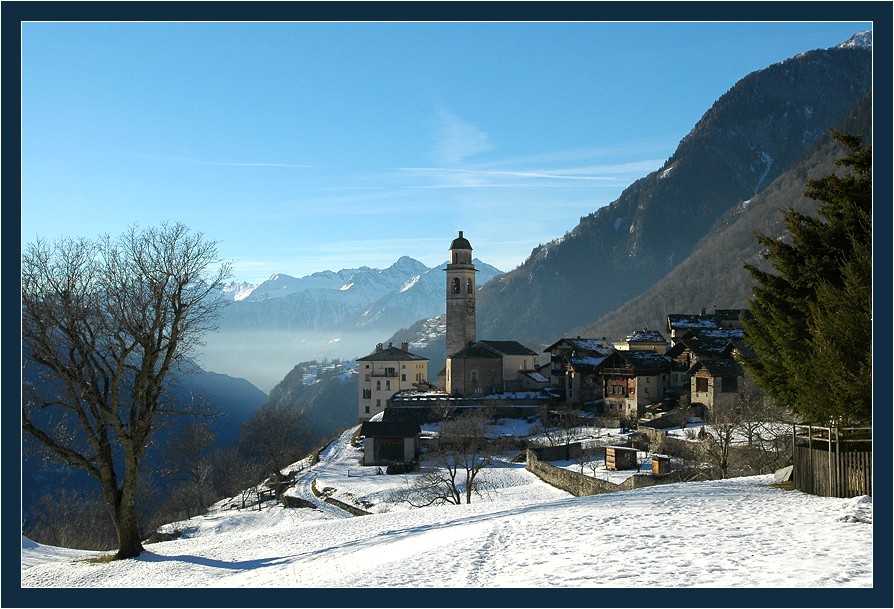 Solio im Bergell
Der 1. Januar 2005 war ein wunderbar warmer Sonnentag
Schlüsselwörter: Solio, Bergell
