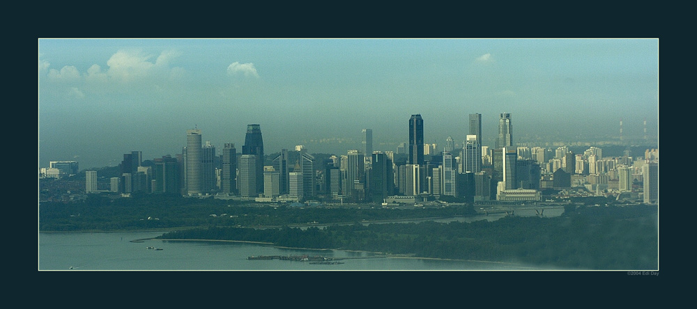 Skyline Singapur
aus dem Flugzeugfenster 
Schlüsselwörter: Singapur, Singapor, Skyline